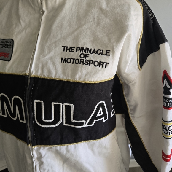 White & Black 'Formula' Motorsport Jacket - The Pinnacle of Motorsport - Picture 4 of 8